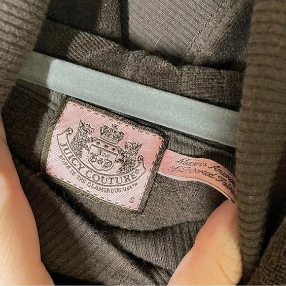 Juicy Couture Brown Velour Pattern Short Sleeve Hooded Sweatshirt Size Small - Picture 3 of 8
